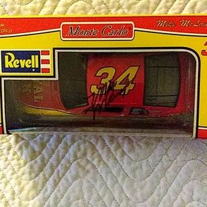 Mike McLaughlin Autographed Royal Oak #34